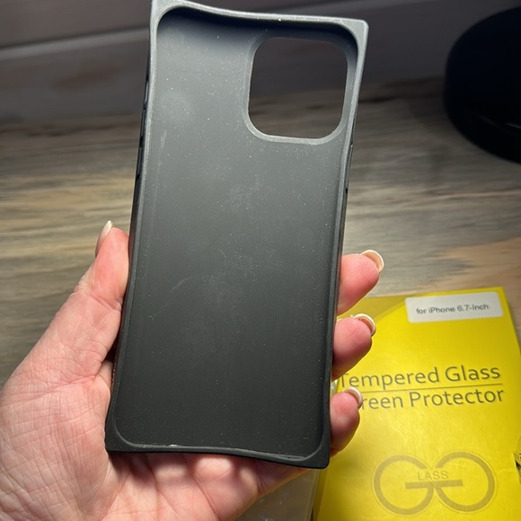 iPhone 13 Pro Max FLAUNT square case - Picture 2 of 2